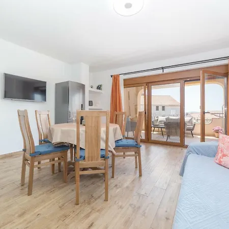 Apartment Iva *